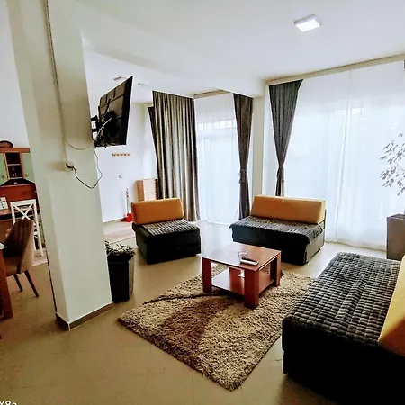 Predah Free Parking U Sklopu Jedinice 아파트 브라네